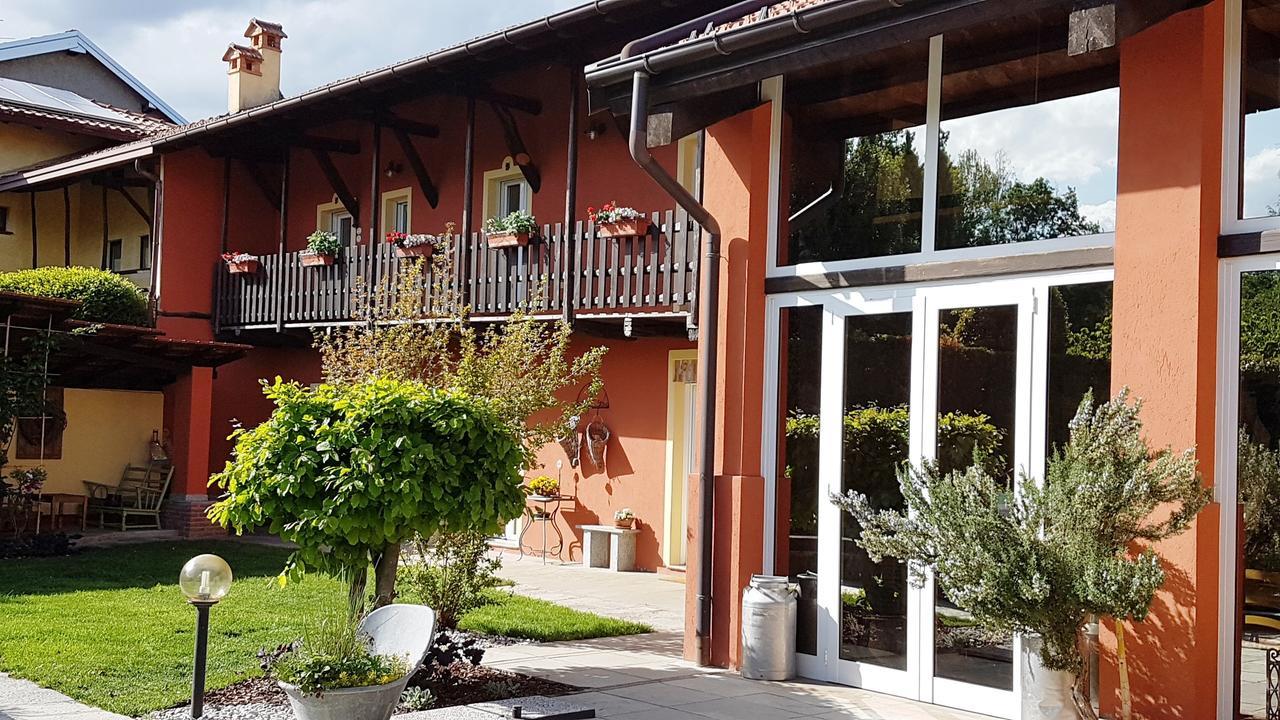 B&B La Cascina Di Monia E Mario Borgo Ticino Экстерьер фото