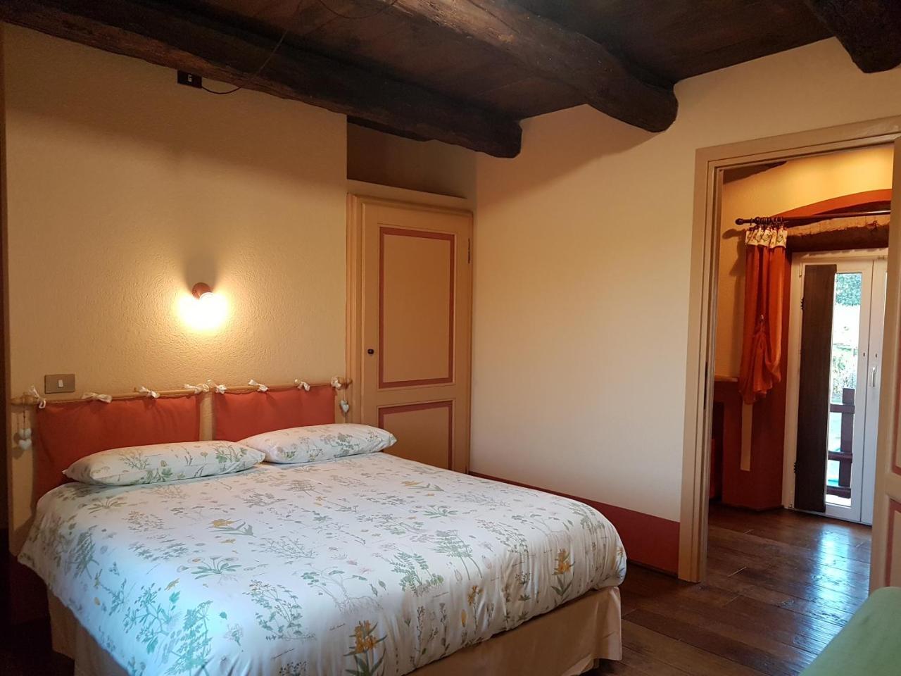 B&B La Cascina Di Monia E Mario Borgo Ticino Экстерьер фото